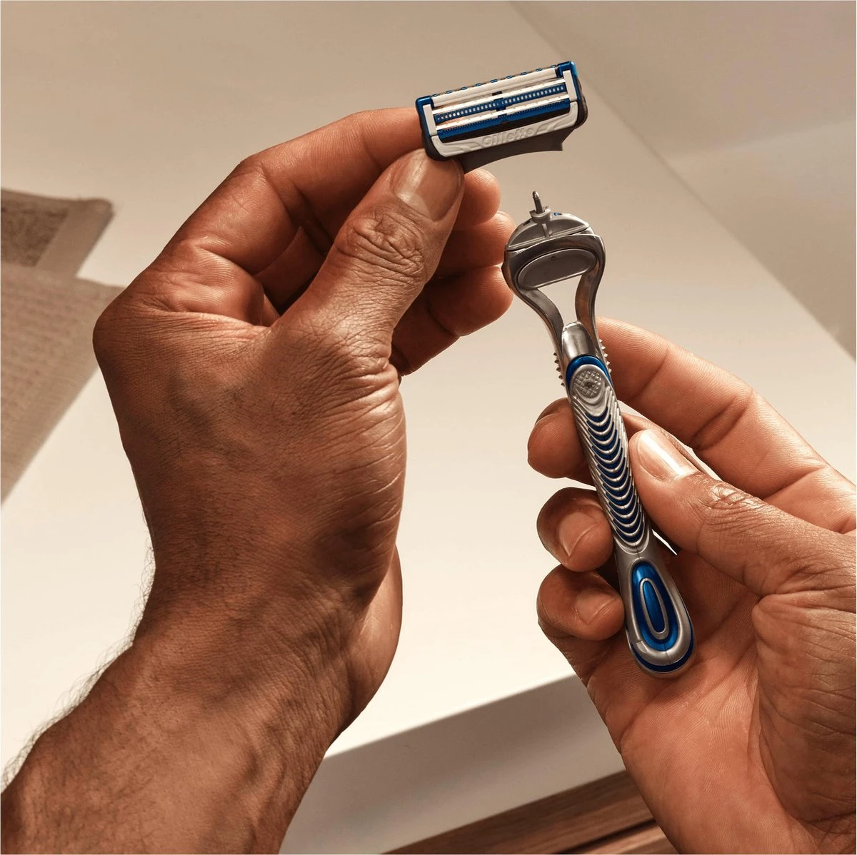 Gillette® Gillette SkinGuard Sensitive Scheermesjes - 8 Navulmesjes 7 Gillette® Gillette SkinGuard Sensitive Scheermesjes - 8 Navulmesjes - Afbeelding 5