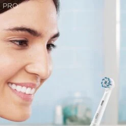 Oral B Oral-B PRO Pro 600 - Sensi-Clean - Elektrische Tandenborstel - Wit -BaByliss Verkoopwinkel 1200x1200 1108