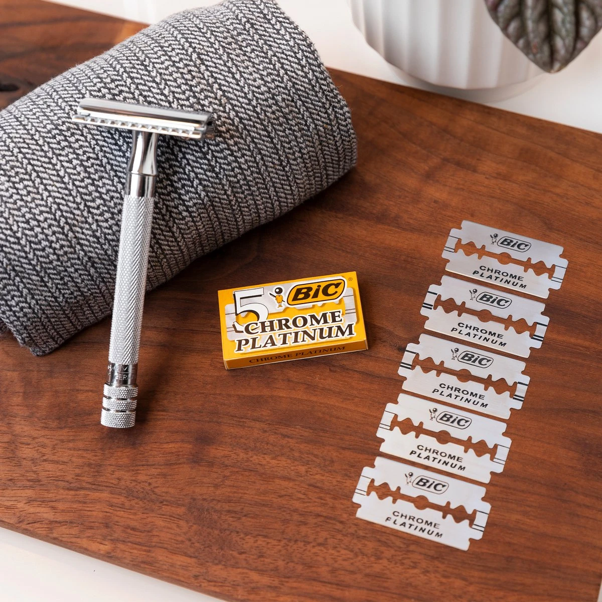 BIC Chrome Platinum Double Edge Blade Mesjes Safety Razor - Doos Van 100 Stuks - Scheermesjes - Afbeelding 2