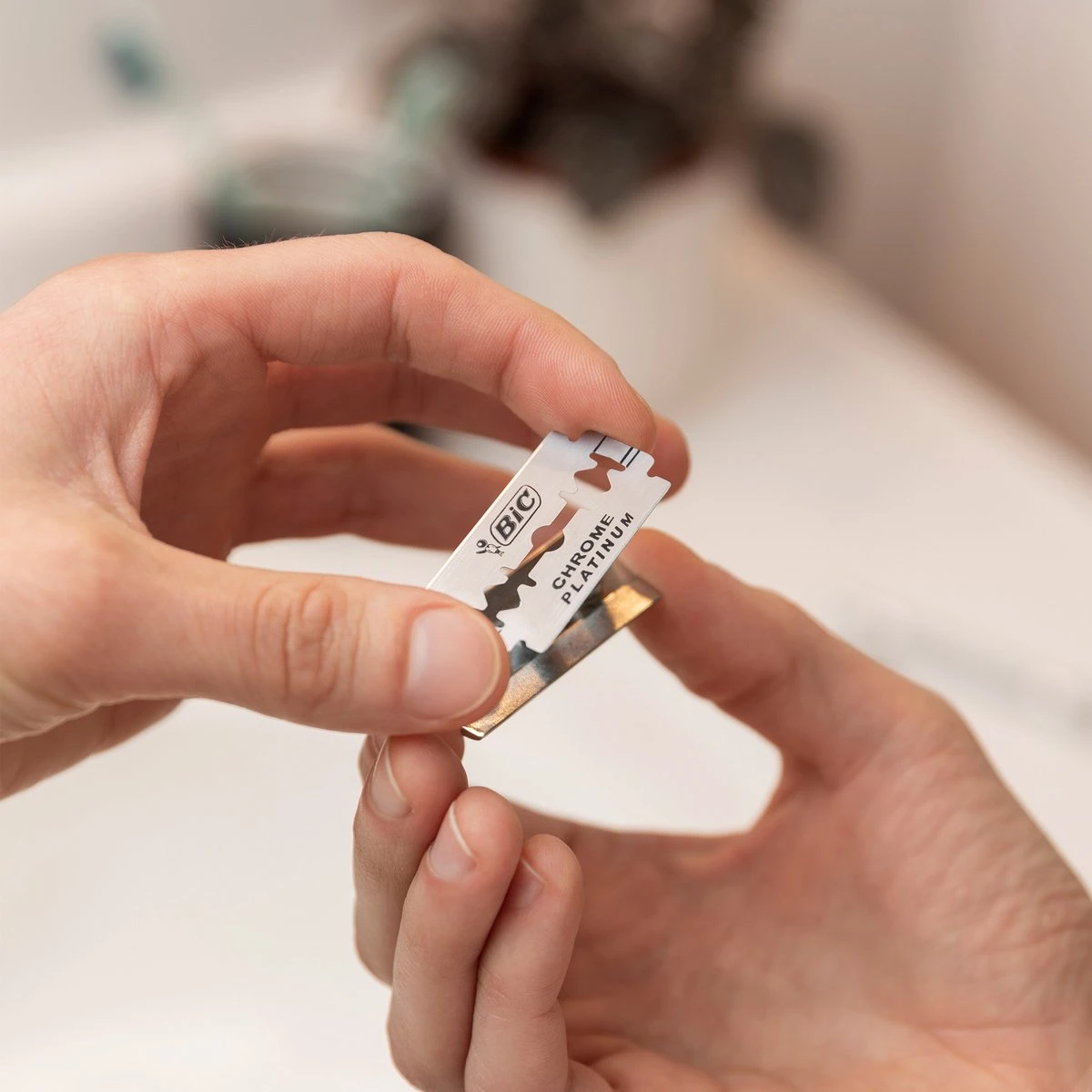 BIC Chrome Platinum Double Edge Blade Mesjes Safety Razor - Doos Van 100 Stuks - Scheermesjes - Afbeelding 3