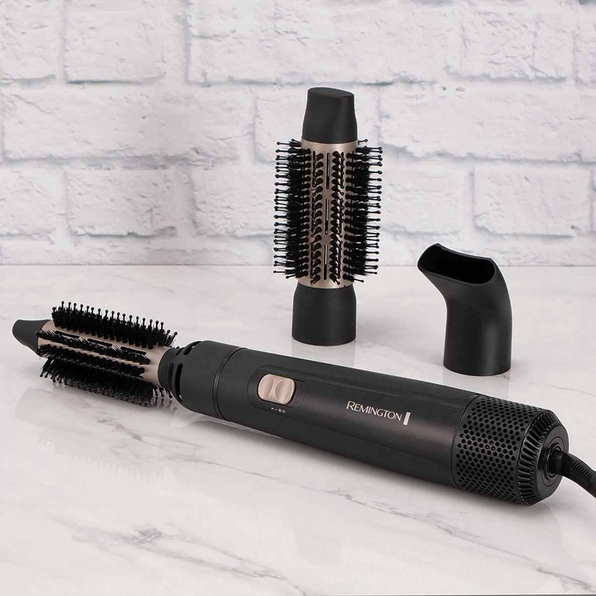 Remington Blow Dry & Style – 800 Watt Föhnborstel - AS7300 9 Remington Blow Dry & Style – 800 Watt Föhnborstel - AS7300 - Afbeelding 7