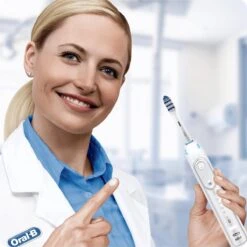 Oral B Oral-B TriZone - Opzetborstels - 4 Stuks 30 Oral B Oral-B TriZone - Opzetborstels - 4 Stuks -BaByliss Verkoopwinkel 1200x1200 386