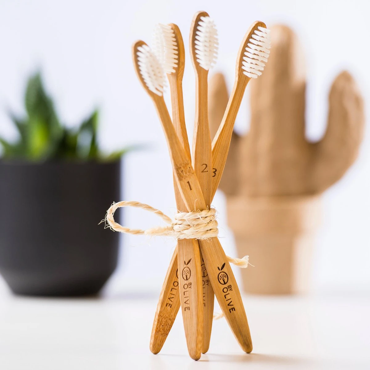 Bamboe Tandenborstel By Olive 4 St. Genummerd 100% Moso Bamboo