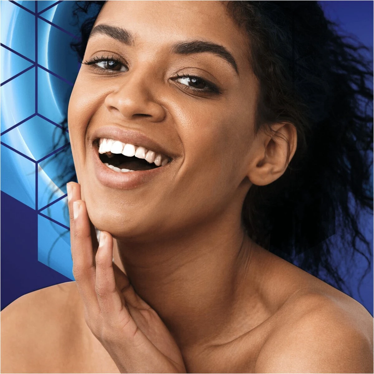 Oral B Oral-B 3D White Whitening Therapy Grondige Reiniging Tandpasta - Voordeelverpakking 12x75ml - Afbeelding 3