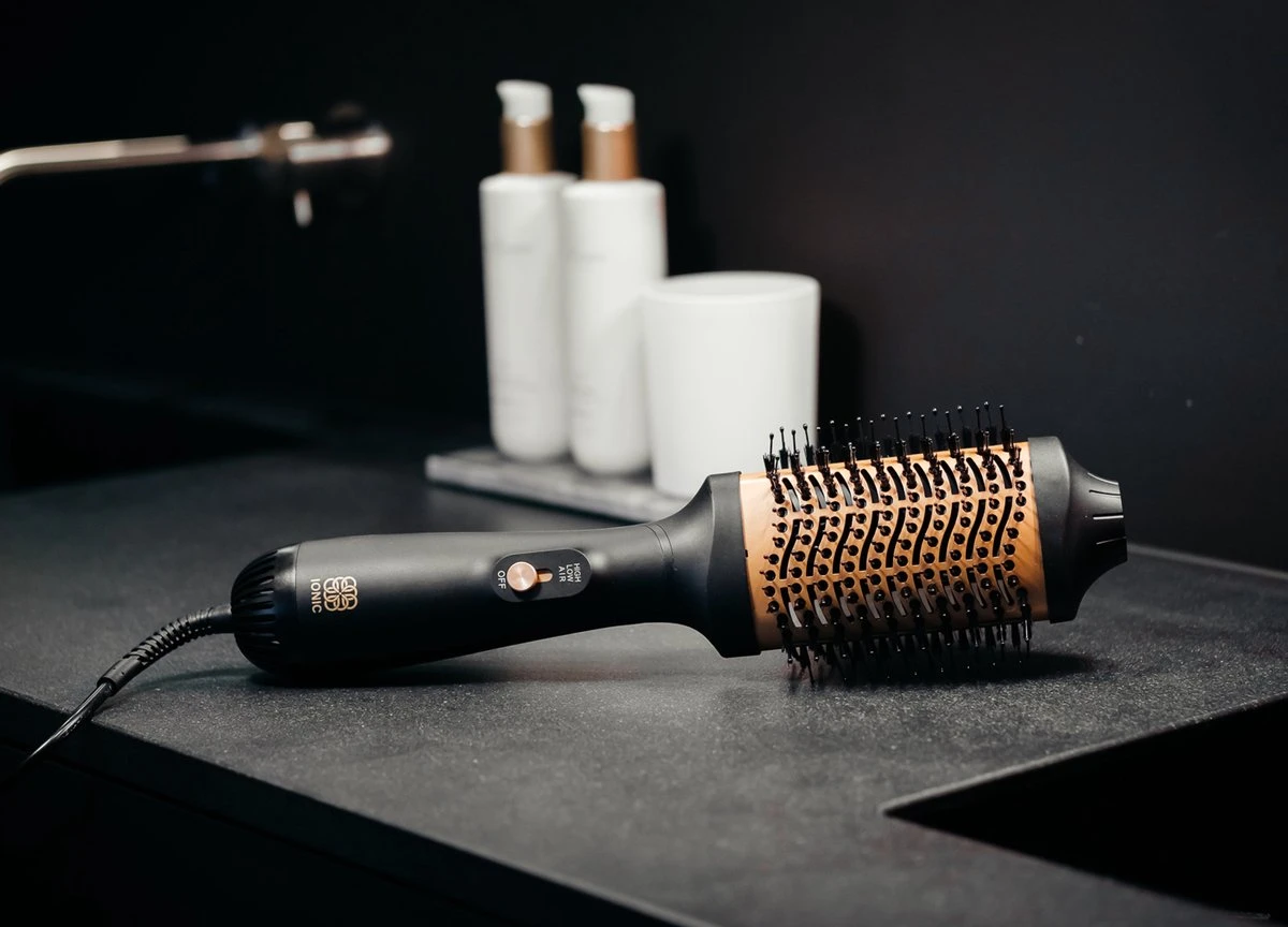 IONIC Beauty Volumax - Föhnborstel - Volume Borstel - 1000W - Zwart/Goud - Fris, Glanzend En Volumineus Haar In Enkele Minuten! - Afbeelding 5